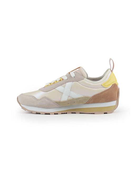 Munich White Trainers Um