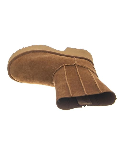 Ugg Brown Stiefel