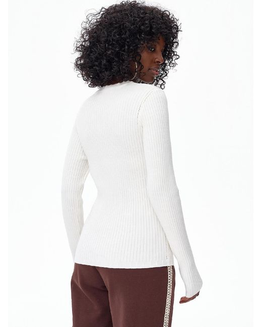 Blue Shadow White Pullover