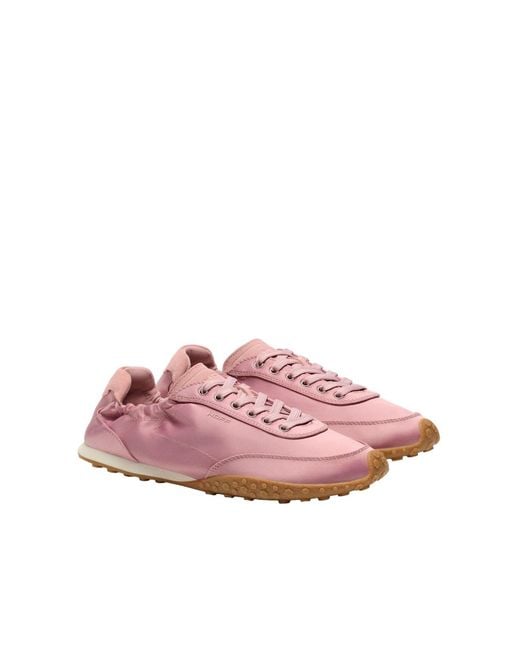 HOFF Pink Sneaker Bridge