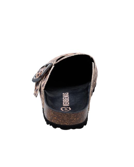 Verbenas Brown Clogs