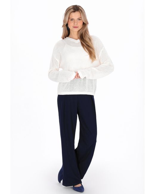 Usha White Pullover