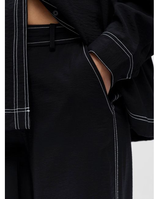 Object Black Hose