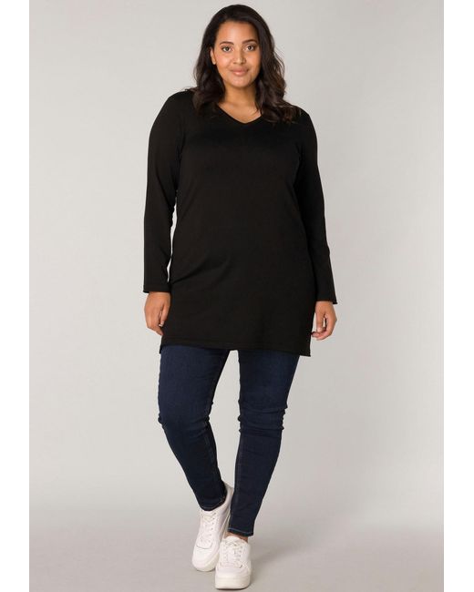 Base Level Curvy Black Pullover