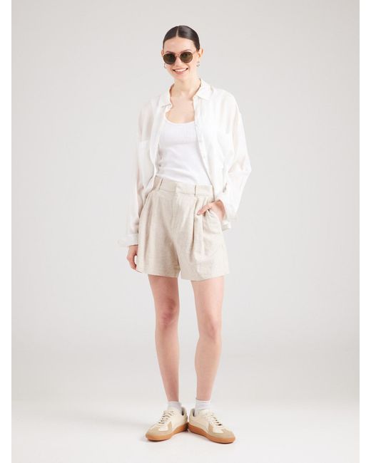 Gap White Shorts