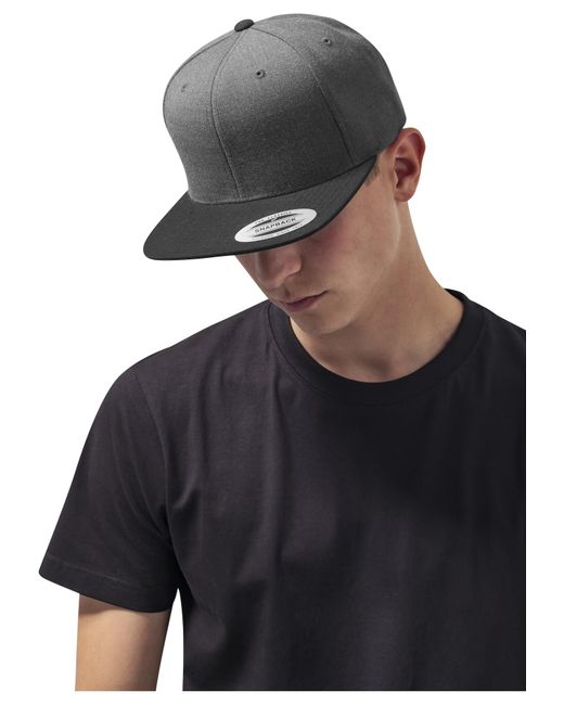 Flexfit Black Cap