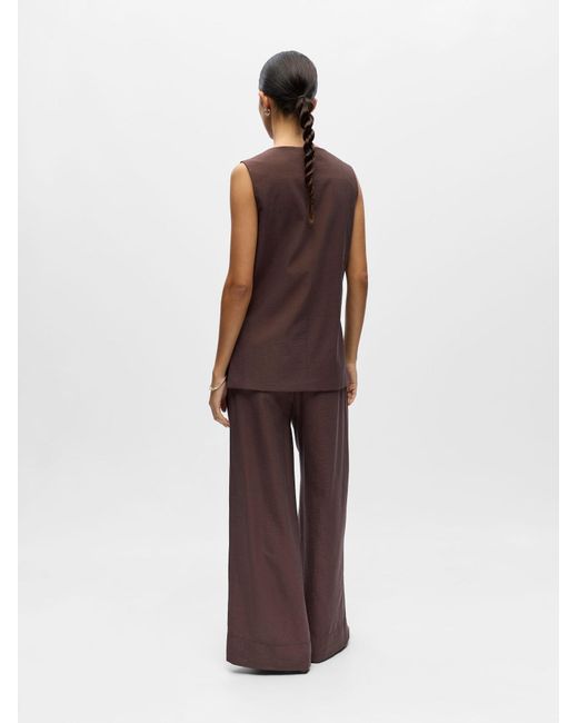 Object Brown Weste Objisla