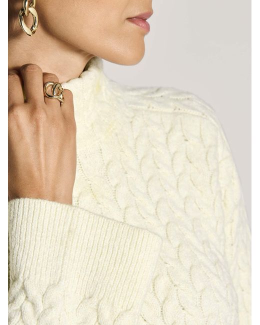 Madeleine White Pullover