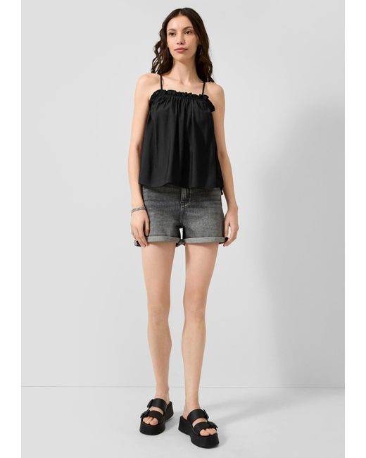 QS Black Top