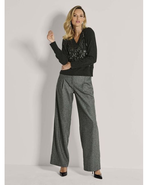 Madeleine Black Pullover