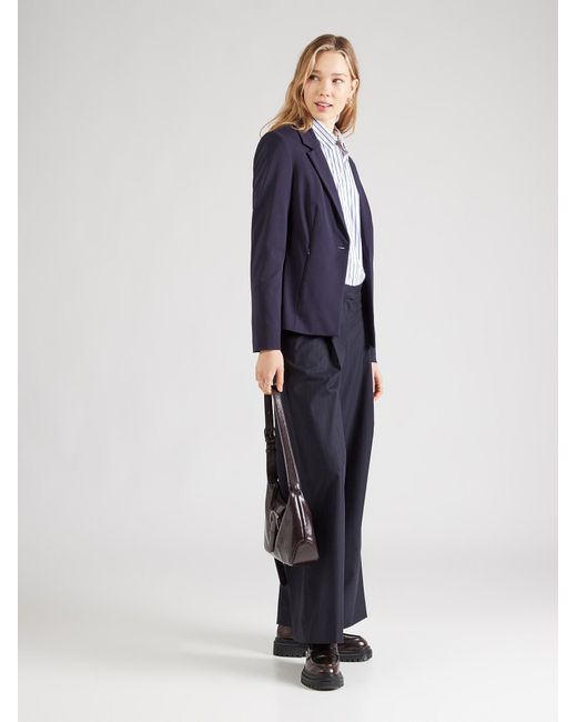 Comma, Blue Blazer