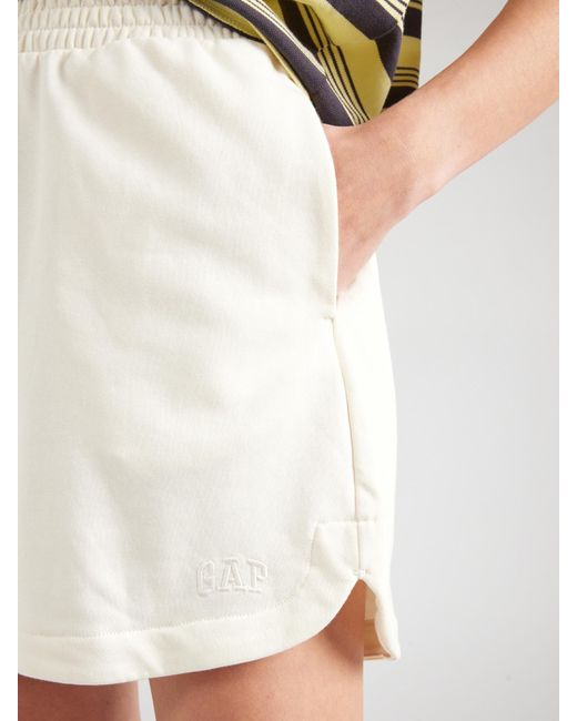 Gap White Shorts 'Dolphin'