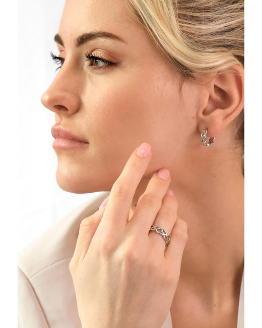 NANA KAY White Ring Solid Flair