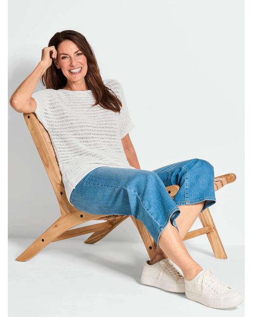 Goldner White Pullover