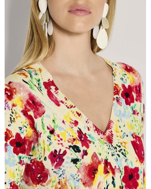 Madeleine White Pullover