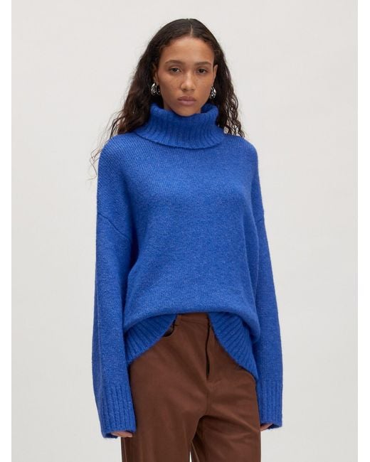 EDITED Blue Pullover Lahela