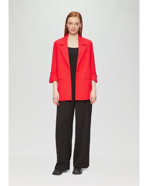 QS Red Blazer