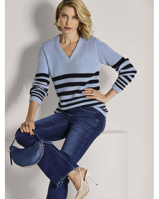Madeleine Blue Pullover