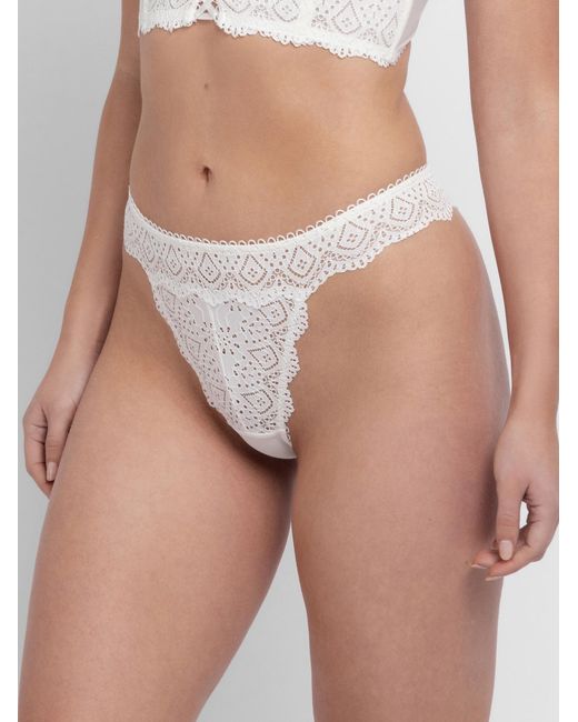 DORINA White String