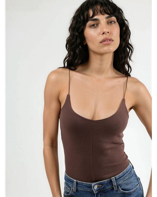 Busem Black Top
