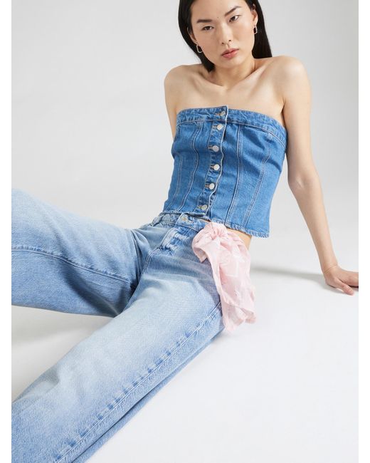 Guess Blue Jeans 'sexy'