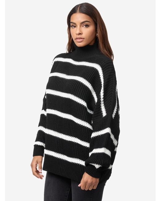 Elara Black Pullover