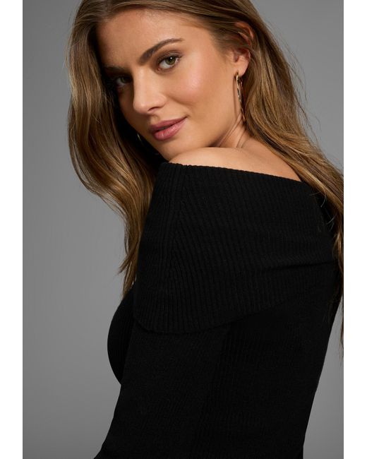 Laura Scott Black Pullover