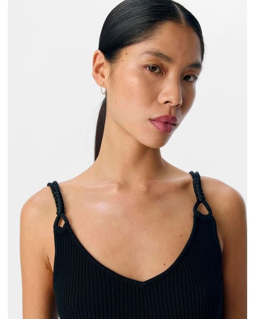 Object Black Top
