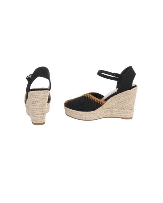 Ital-Design Black Pumps