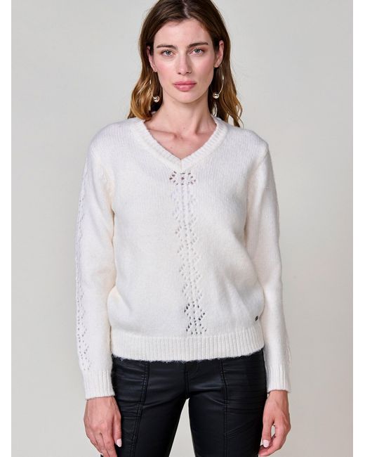 Koröshi White Pullover