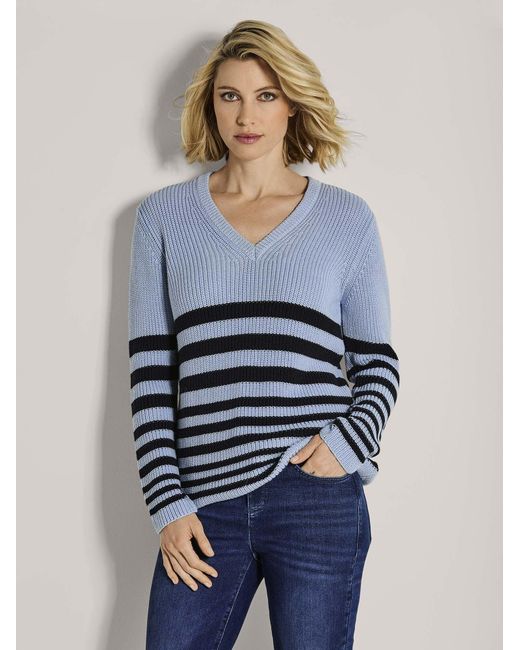 Madeleine Blue Pullover