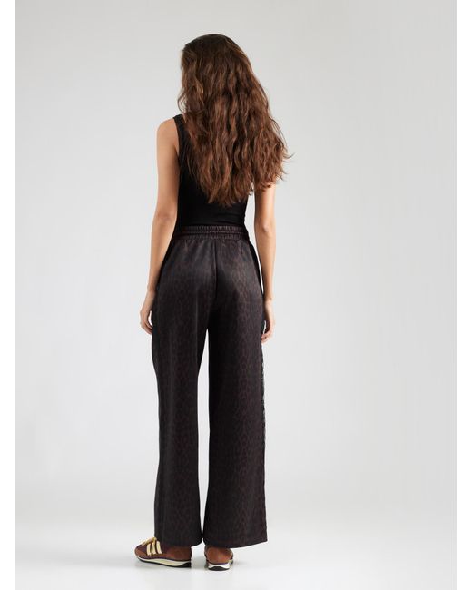 Oh April Black Hose Kael