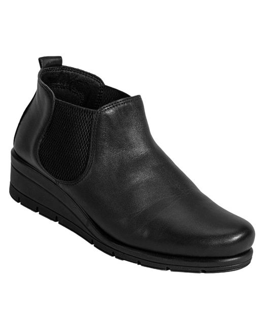 Desa Black Boots Slip-Ons