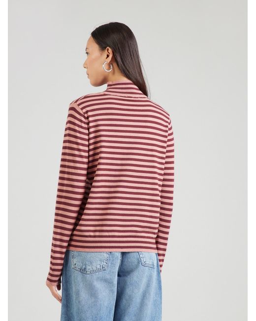 QS Red Pullover