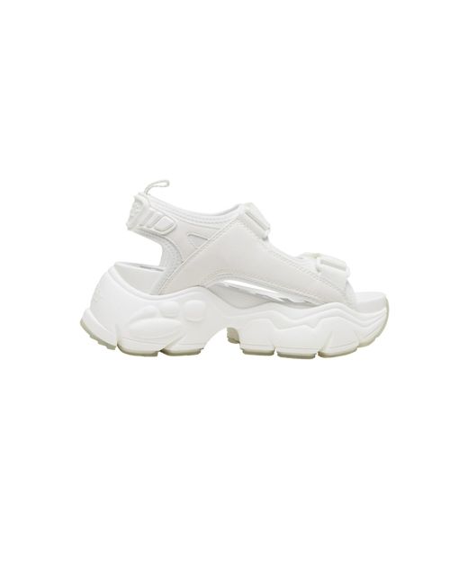 Buffalo White Sandale Binary