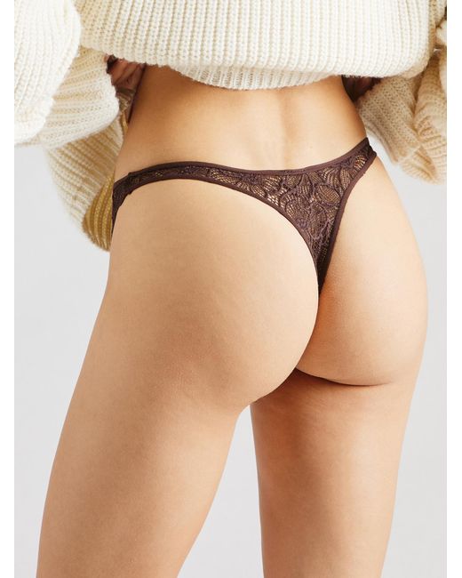 ONLY Natural String Evie