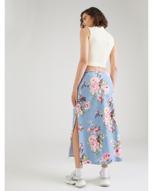 Gap Blue Rock