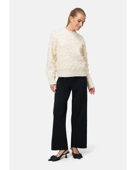 Zero White Pullover Mit 3 D Blüten