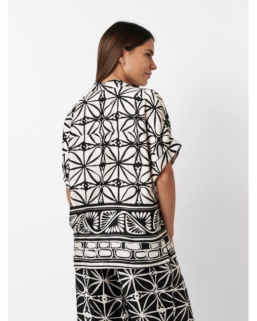 Toni White Bluse