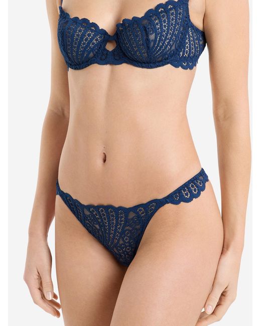 Etam Blue String Etreinte