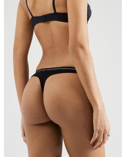 Boss Black String