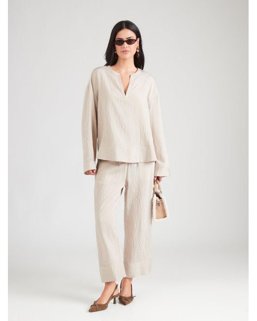 Comma, White Bluse