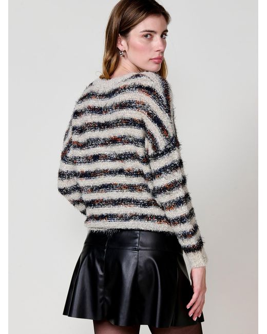 Koröshi Gray Pullover
