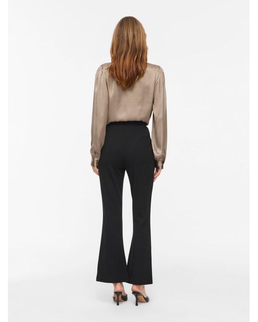 Vila Black Hose Viclua