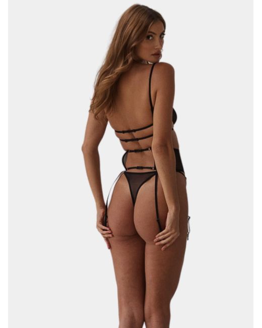 Promees Black String Mimi