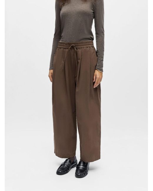Object Brown Hose Objberta