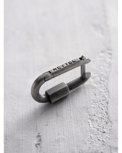 REYTEL Ohrring Karabin in Gray für Herren