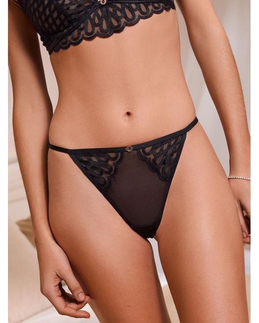 Lipsy Black String