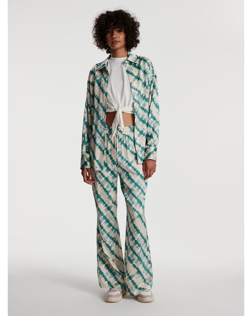 EDITED Green Hosen Stina