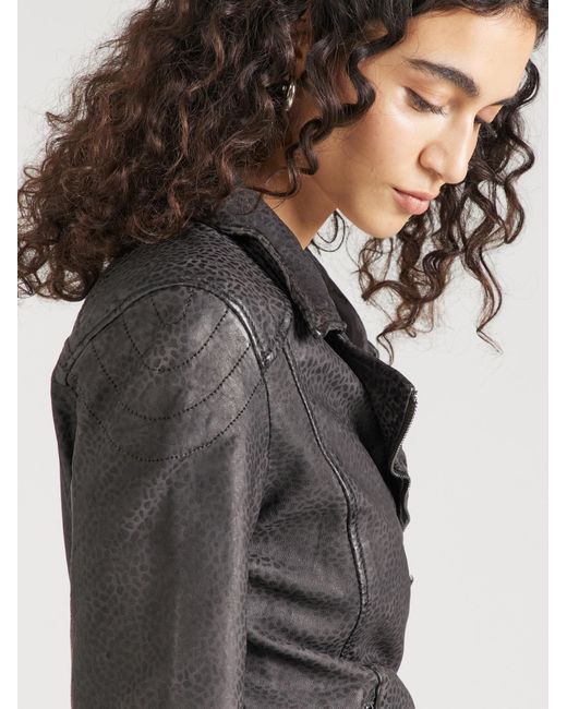 Gipsy By Mauritius Black Jacke Animala